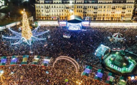 Лучше, чем в Париже и Риме: елка на Софийской площади признана одной из лучших в Европе